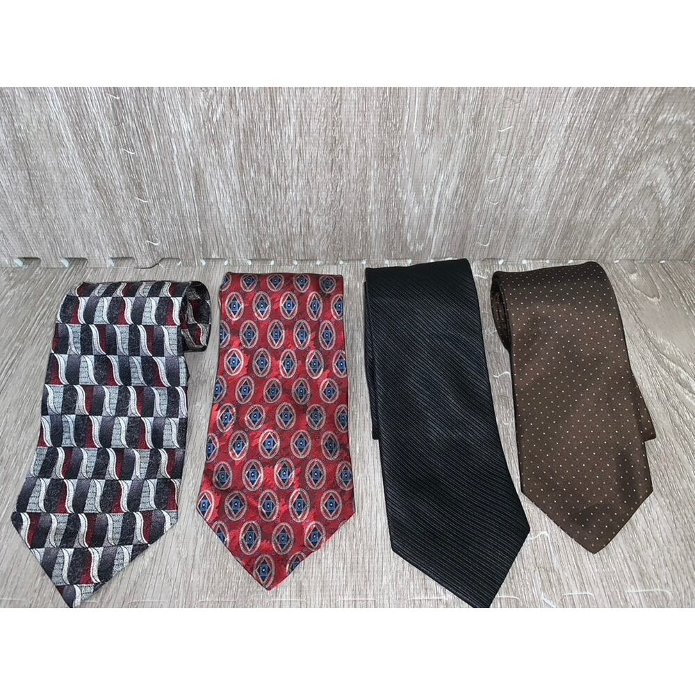 Stafford Set of 4 Men's Designer Ties Geometric Pattern Multicolor